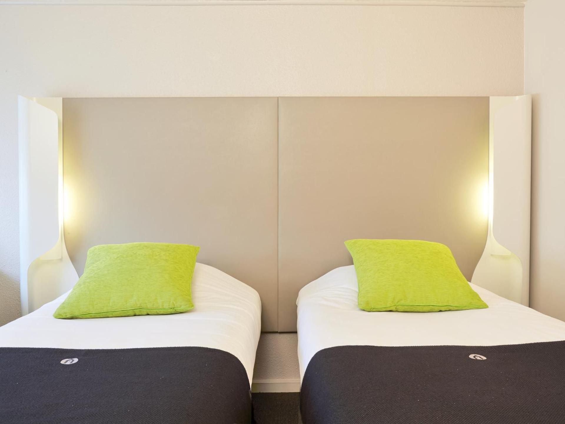 Standard Twin Room with One Single Bed - Up to Ten Years