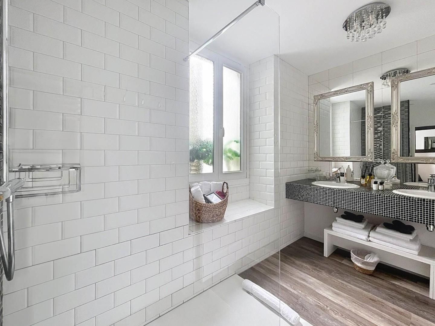 Quadruple Room with Free Spa access 