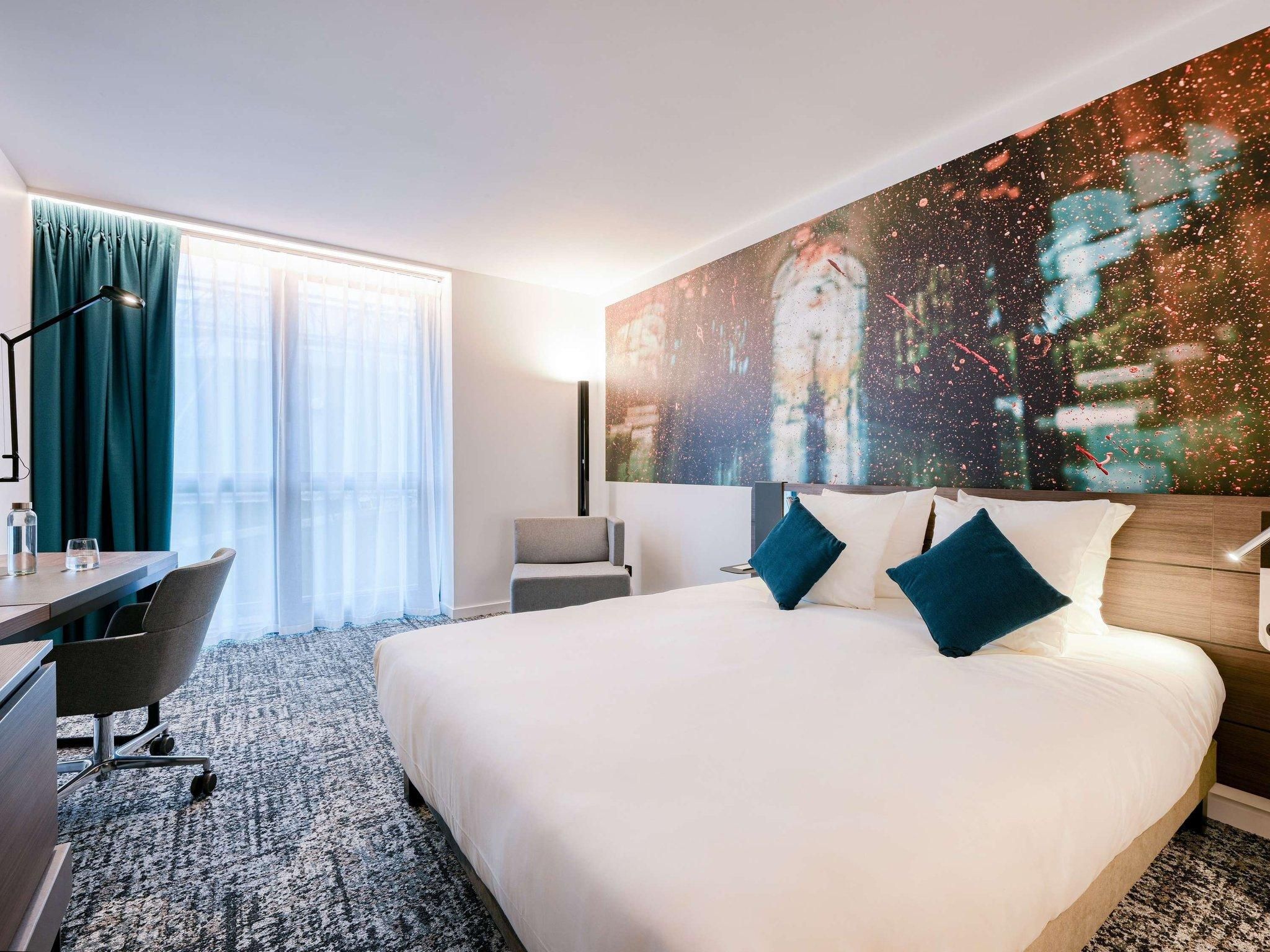 Novotel Paris Centre Bercy Superior Room with Double Bed