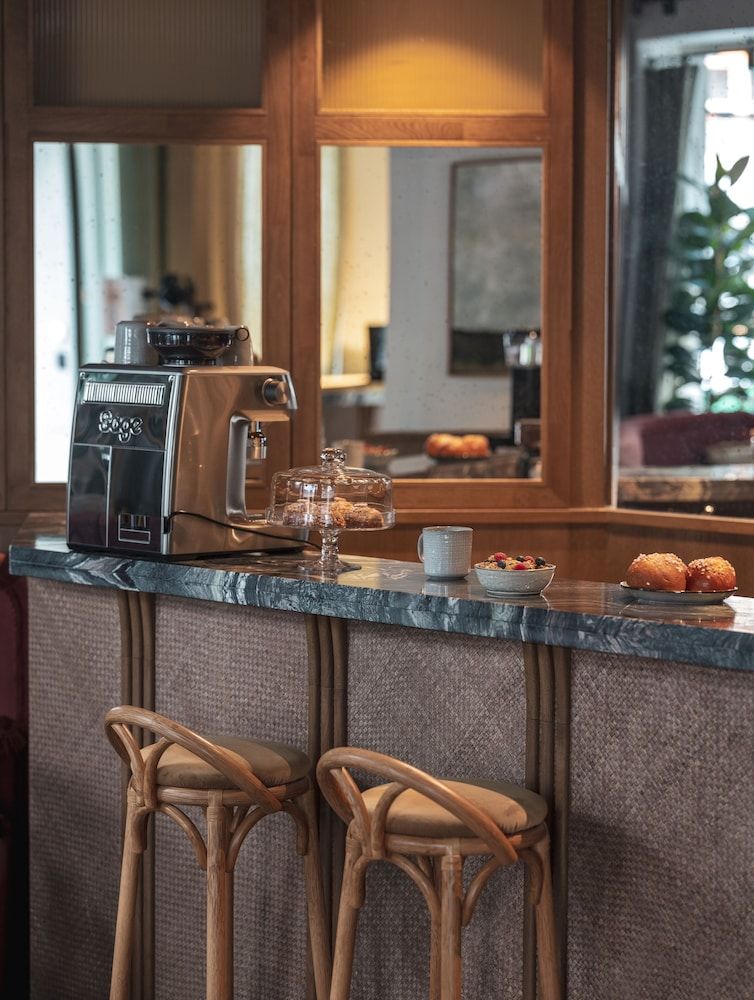 undefined Hotel Suzie Blue 8