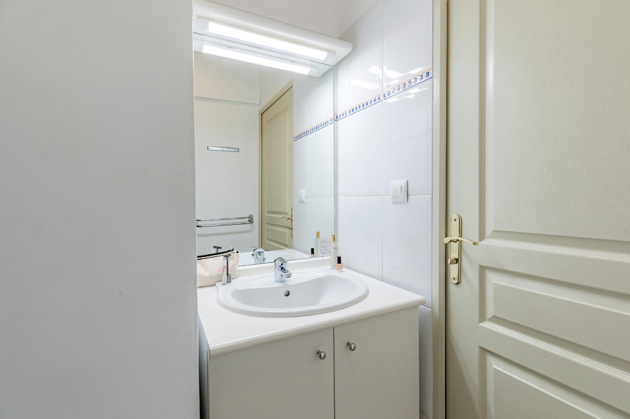 Appart'City Classic Marseille Aéroport - Vitrolles 1 Bedroom Apartment (4 Adults) 3