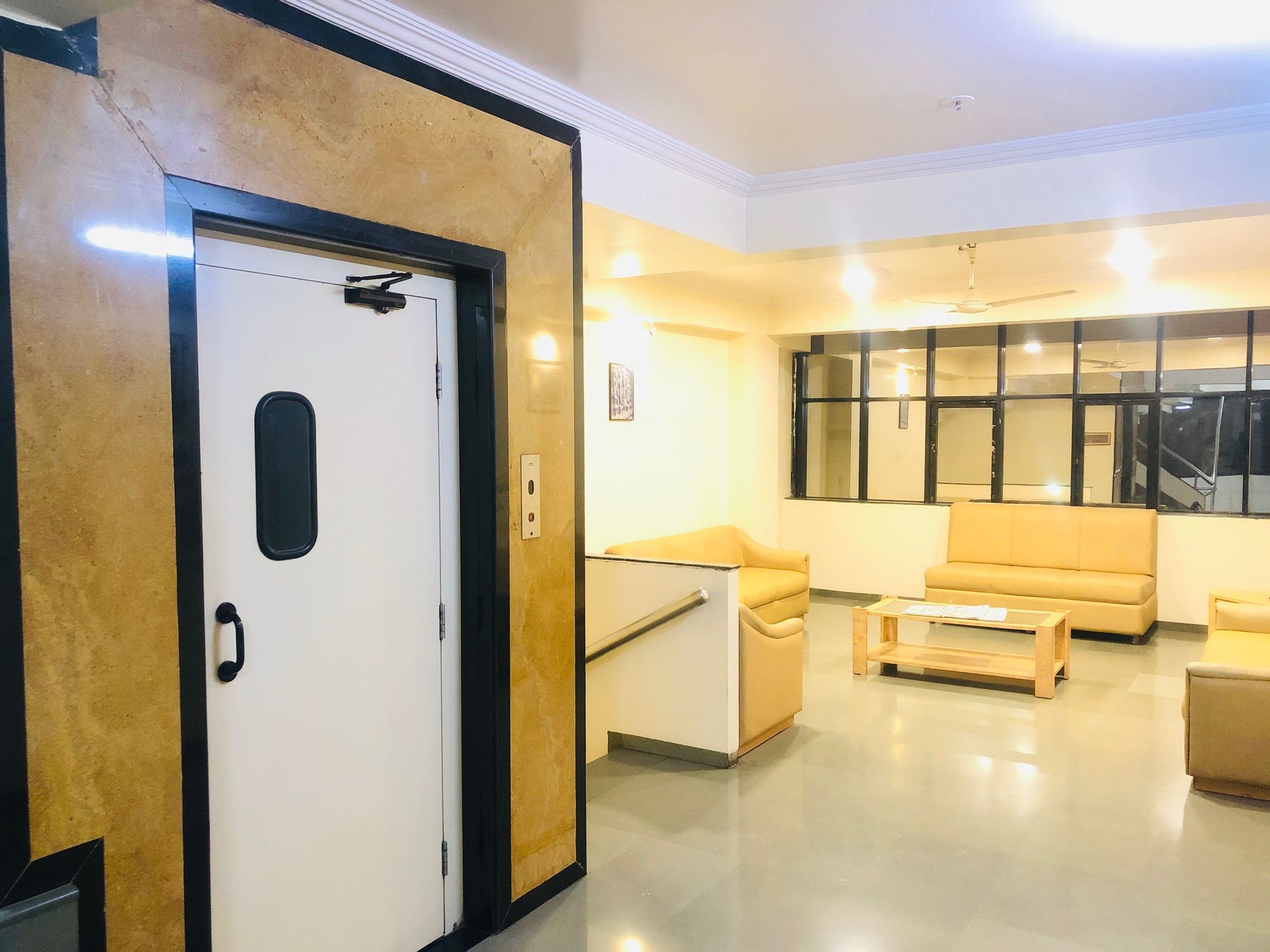 undefined HOTEL NEW UTTAM HIRA PALACE 3