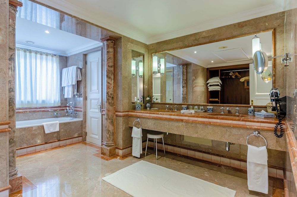 undefined Olissippo Lapa Palace – The Leading Hotels of the World 6