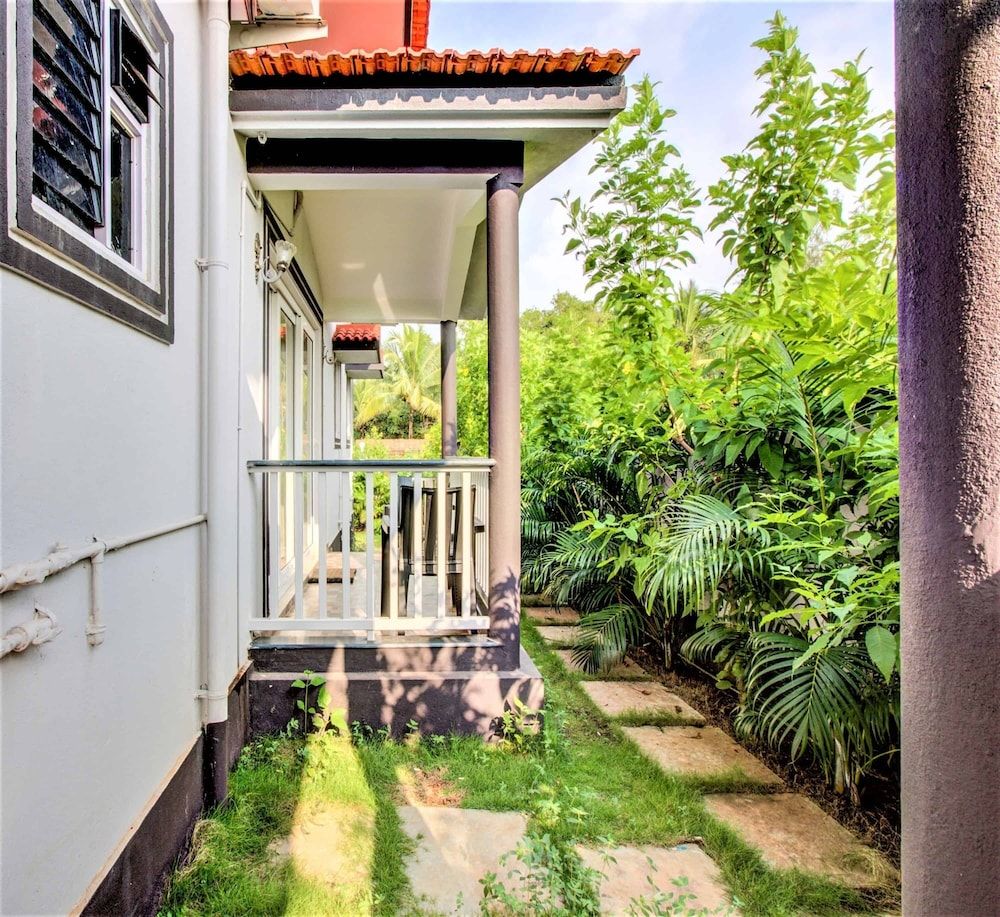 undefined YoYo Vagator Retreat 6