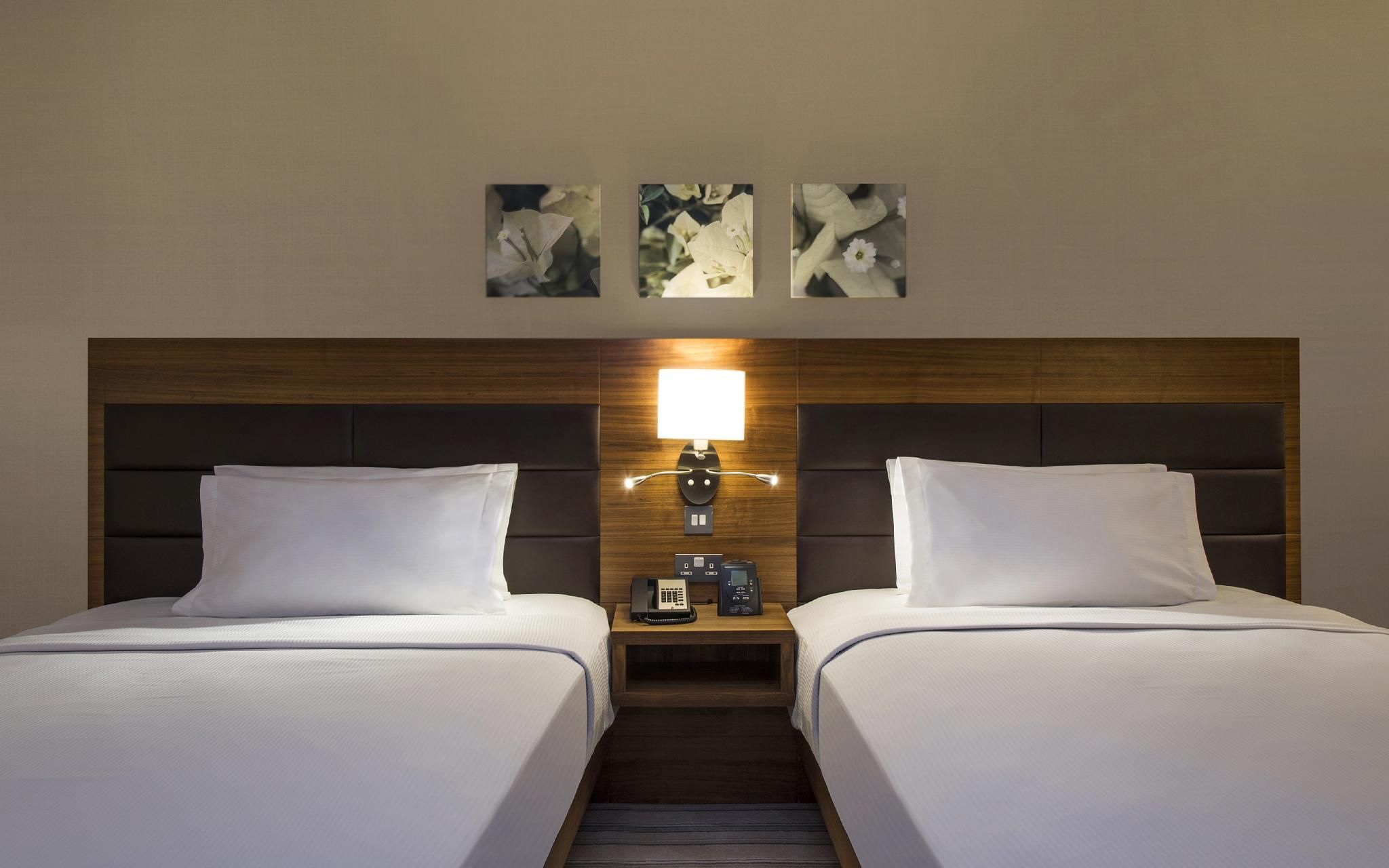 Double Queen Room