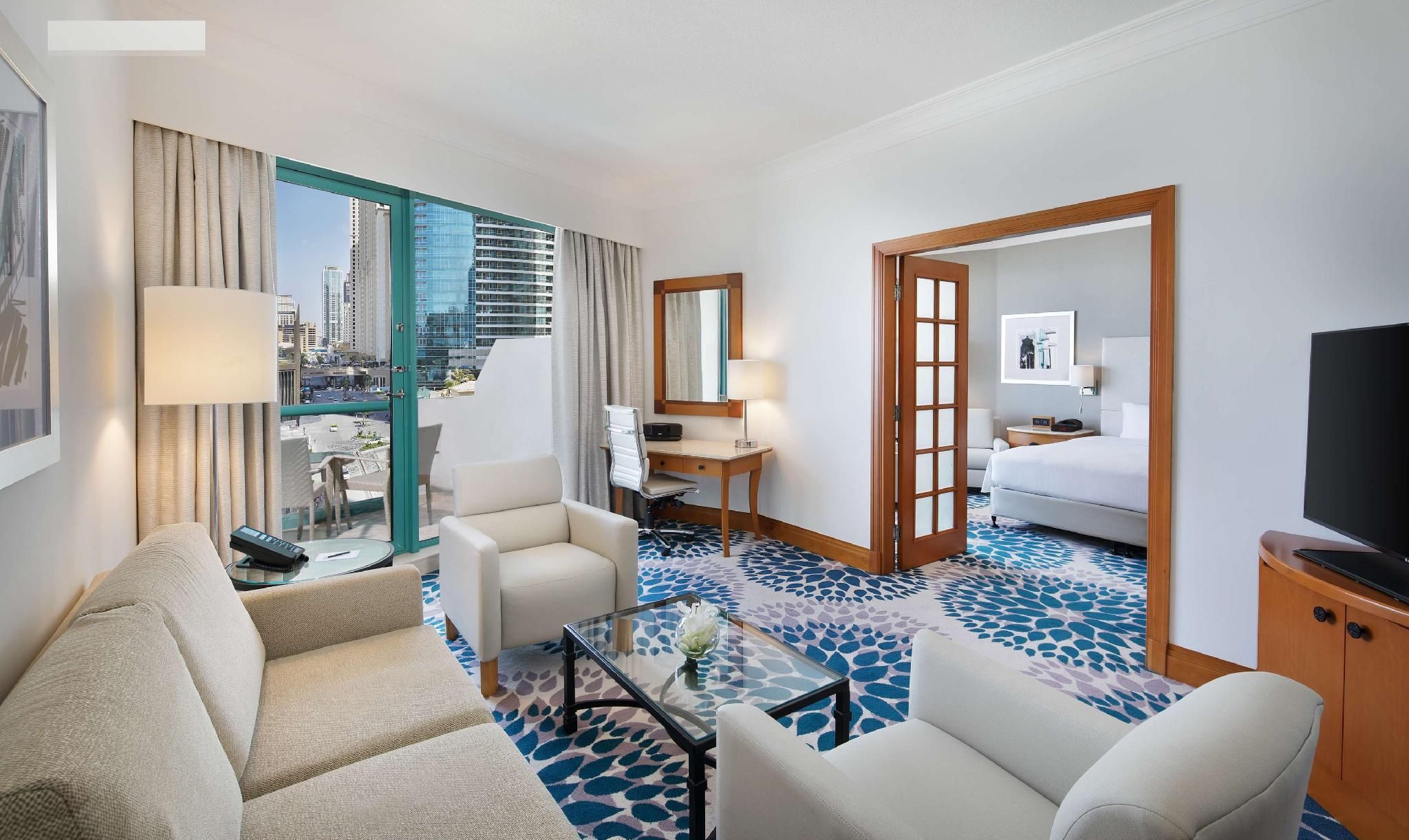 Two Queens Fam Suite W/ Partial Sea View