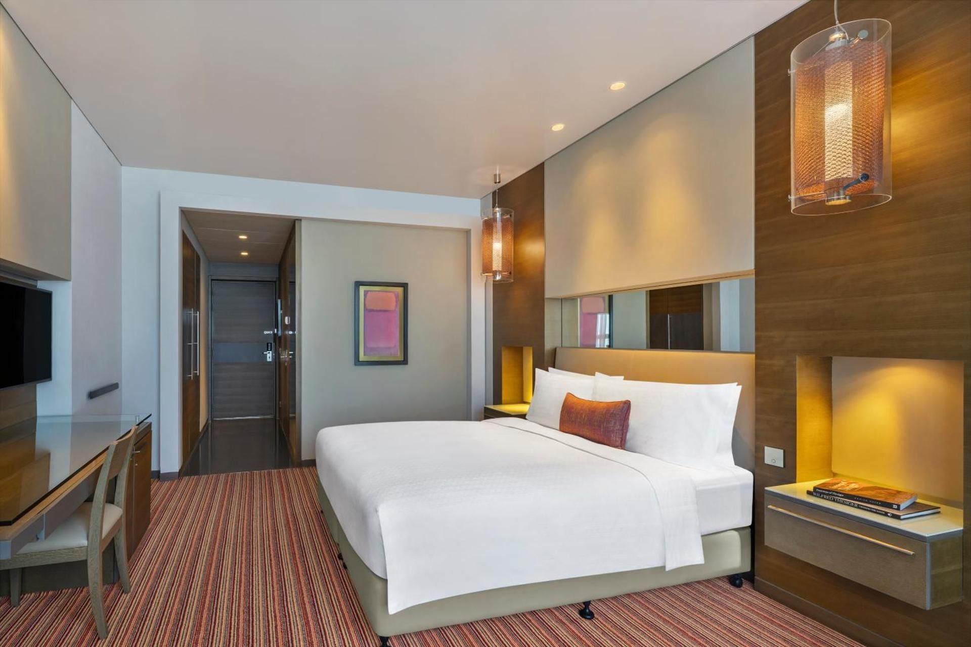 Family Connecting Rooms with King Bed and 2 Single Beds