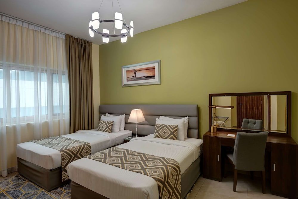 Radiance Premium Suites Deluxe Apartment, 2 Bedrooms 2