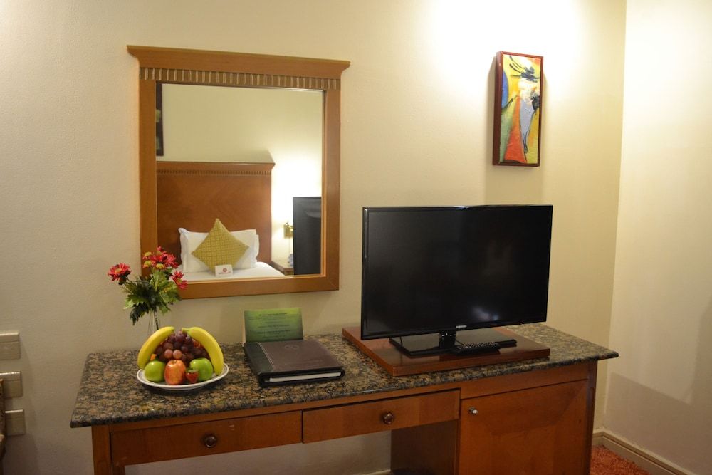 Ramee Guestline Hotel Standard Room 4