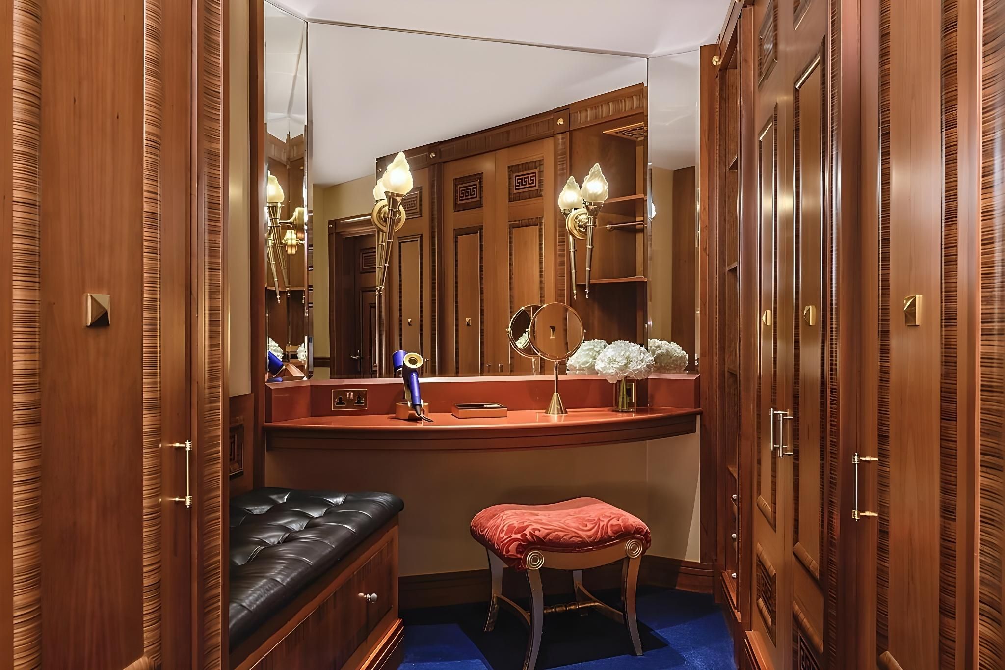 Sky Palm Suite (Duplex Suite) - Sea View