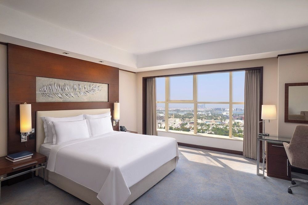 undefined Grand Millennium Dubai 8