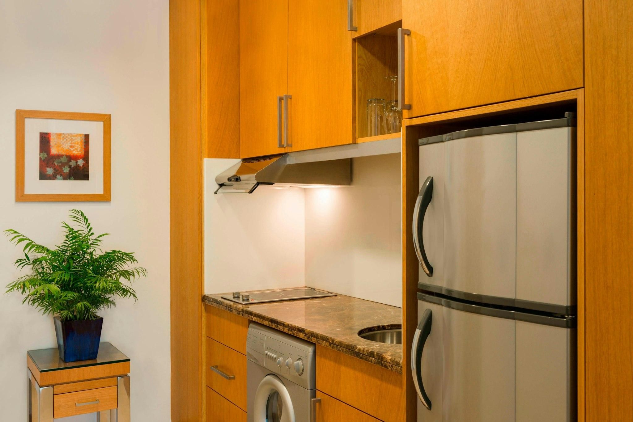 undefined Four Points by Sheraton Bur Dubai 9