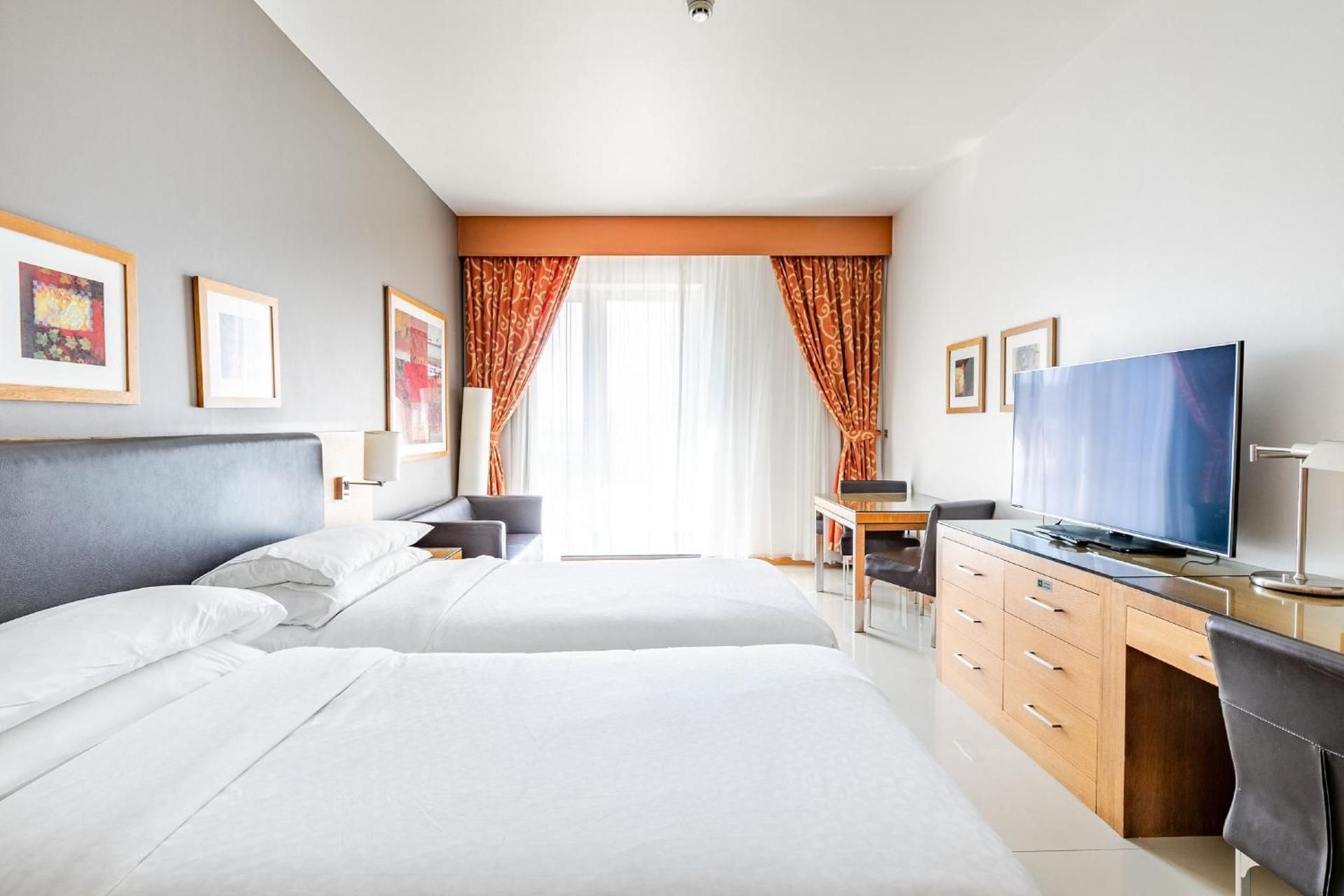 undefined Four Points by Sheraton Bur Dubai 5