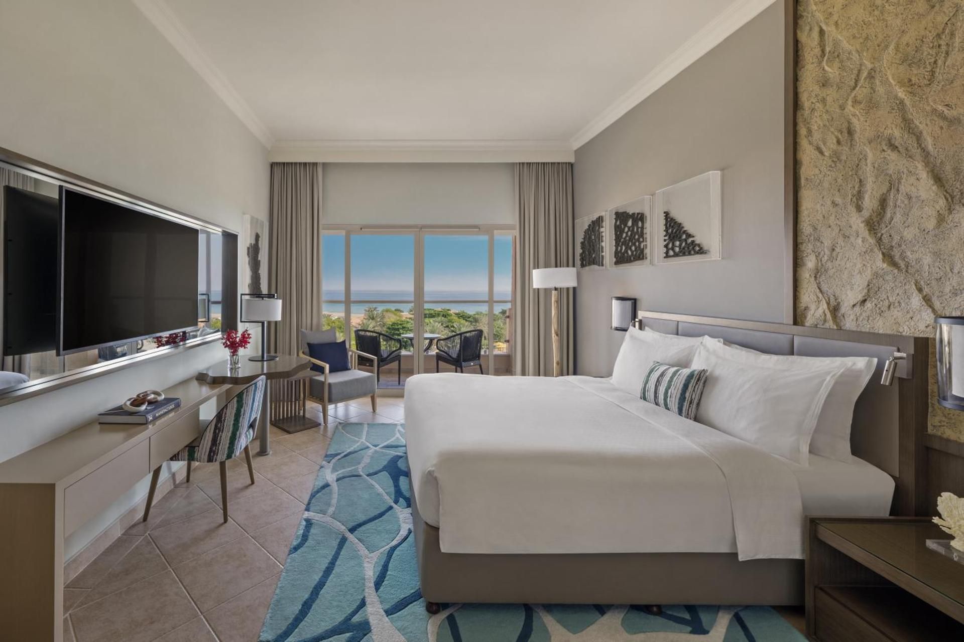 1-Bedroom Ocean View Suite
