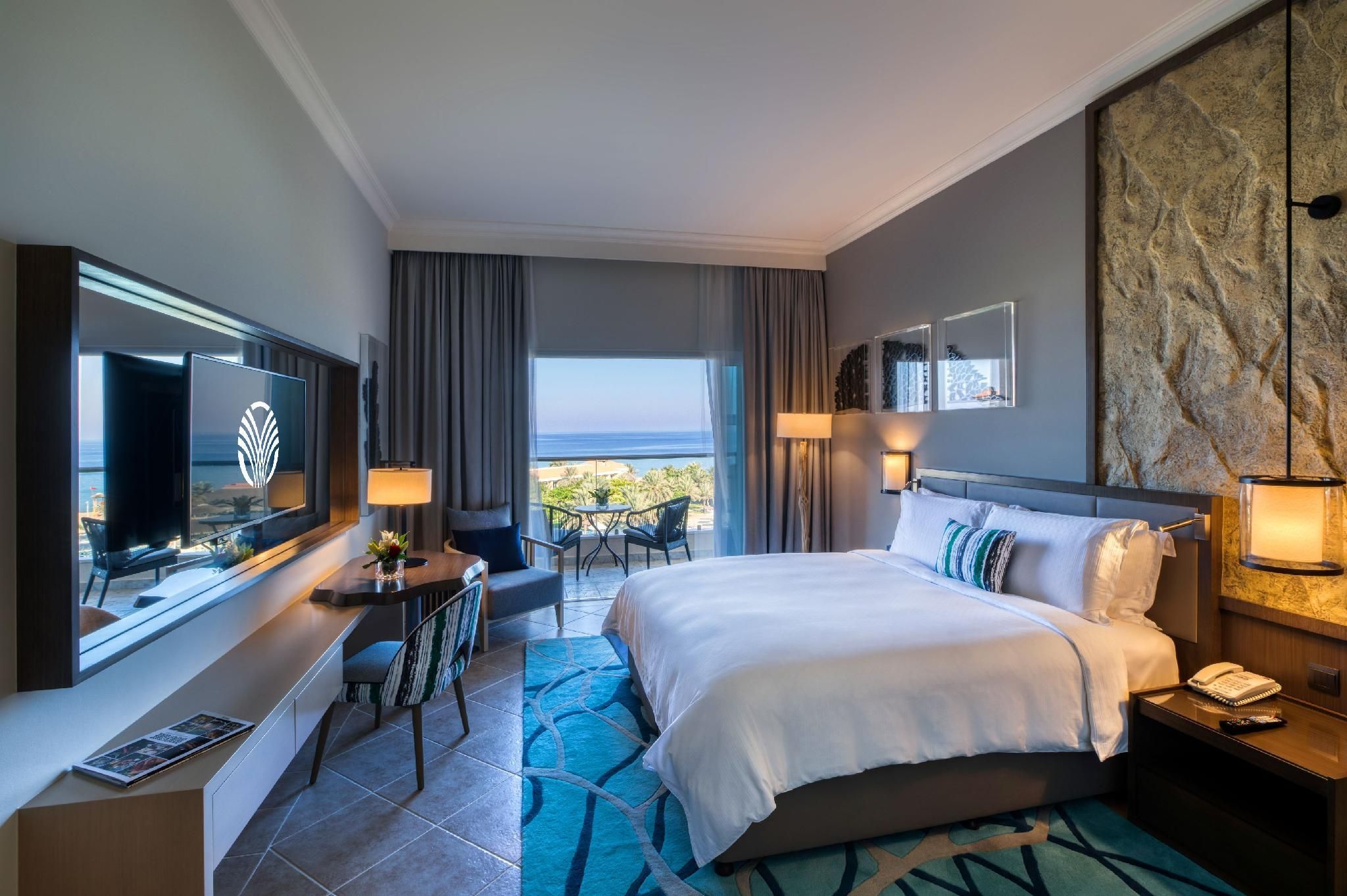 Oceanfront King Room with Terrace