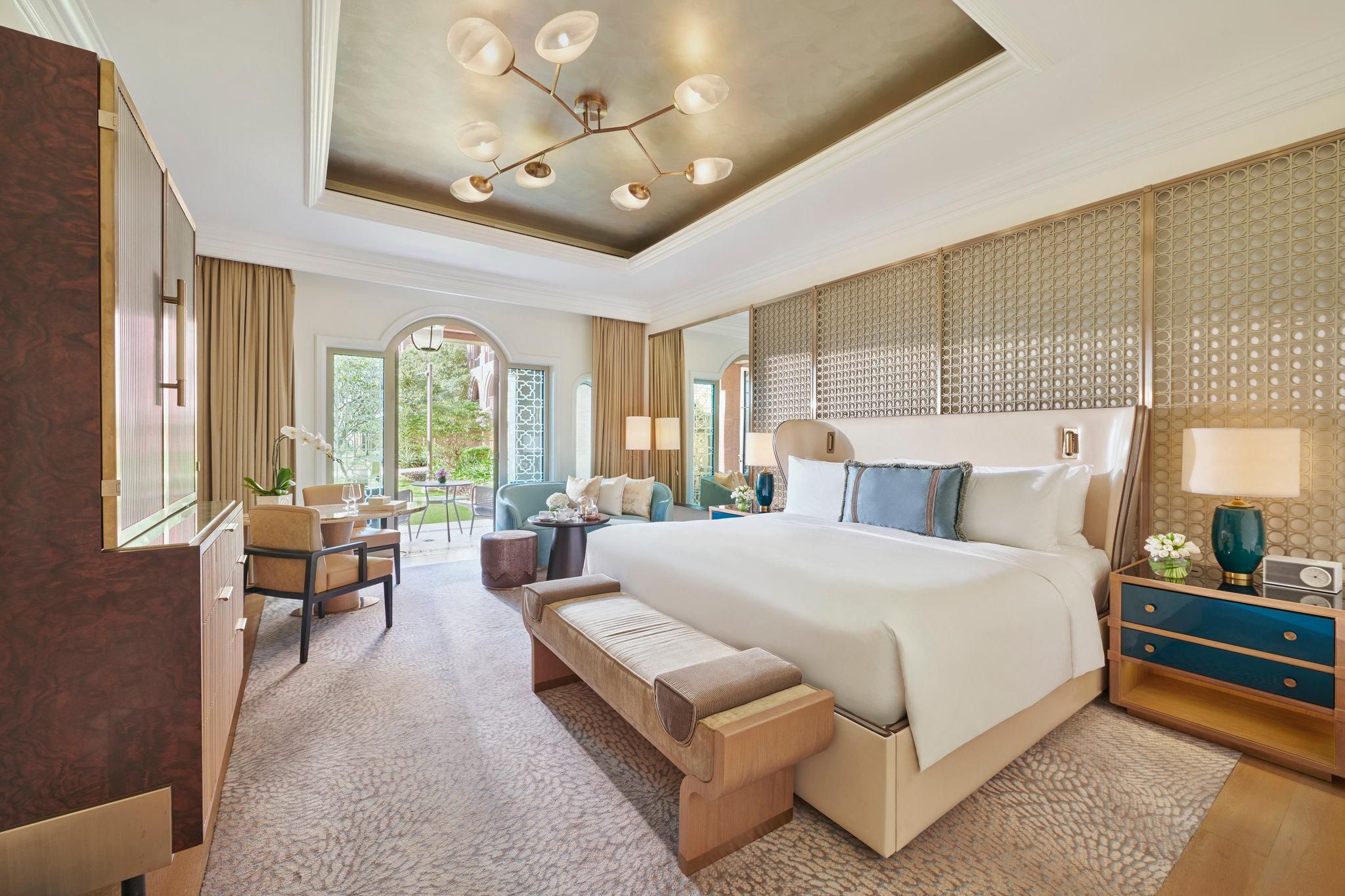 Deluxe Garden Terrace Room King