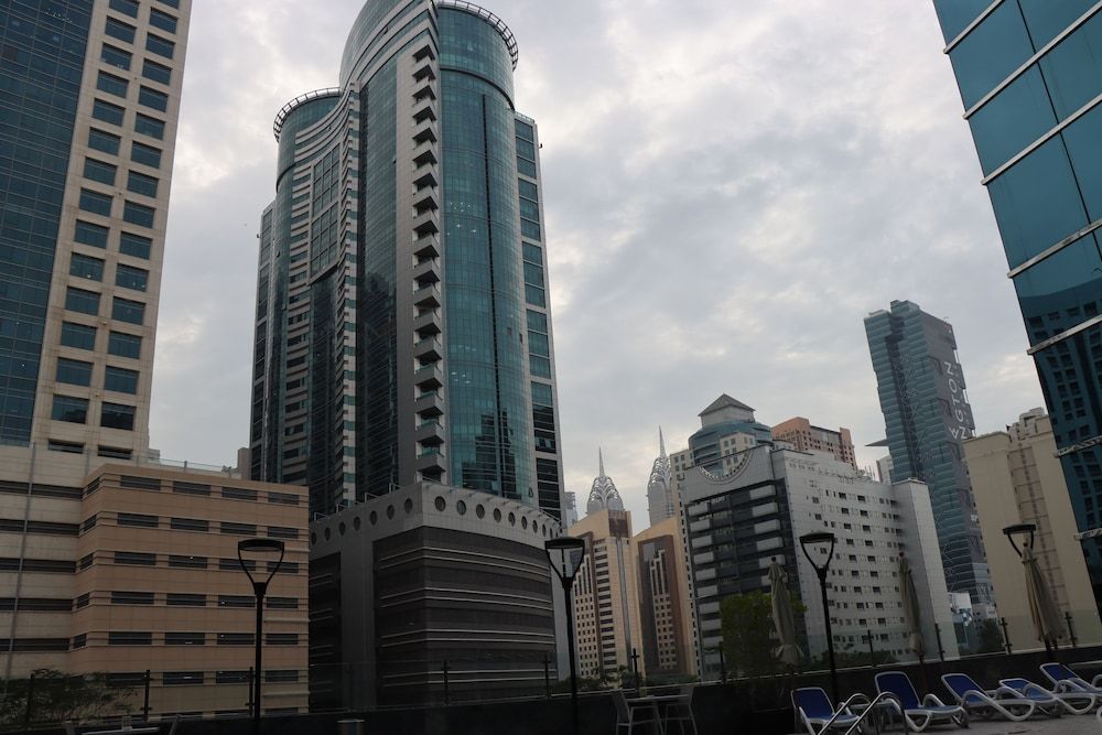 undefined Golden Tulip Media Hotel 2