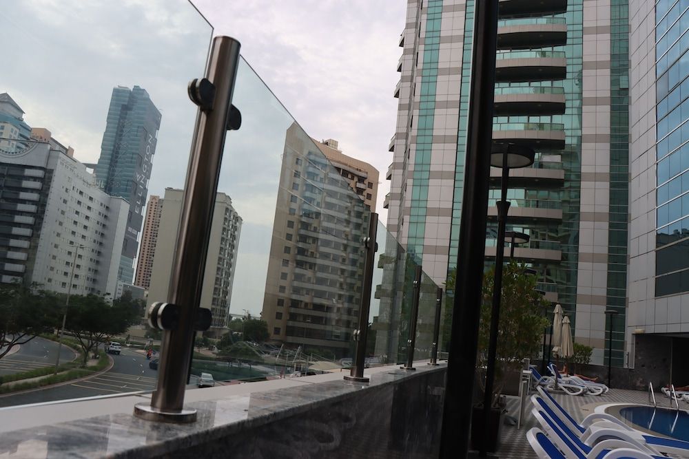 undefined Golden Tulip Media Hotel 10