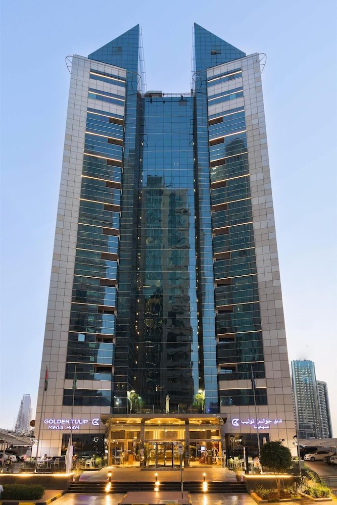 undefined Golden Tulip Media Hotel