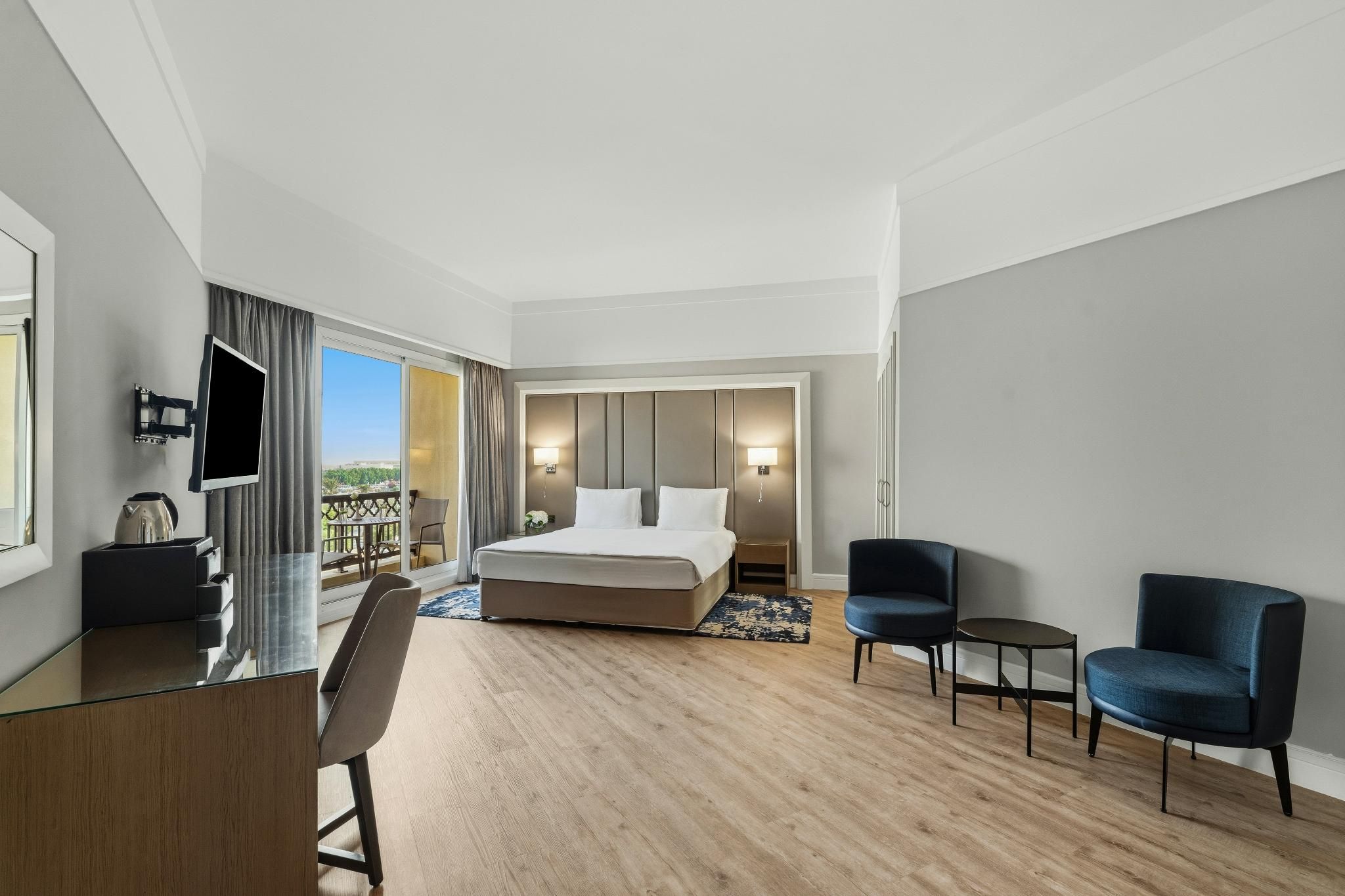Interconnecting Family Suite with Garden View