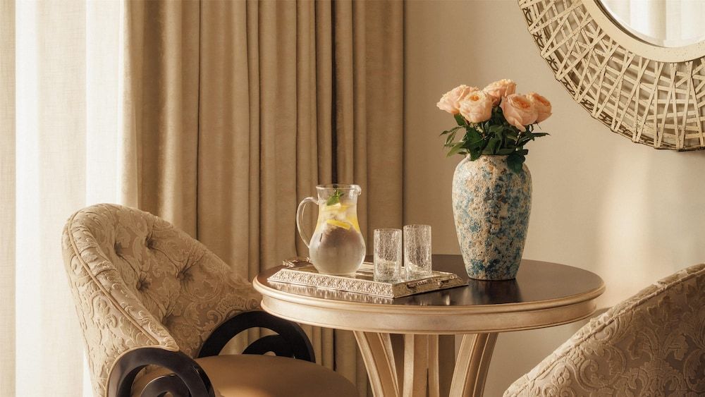 One&Only Royal Mirage Arabian Court Deluxe King Room 5