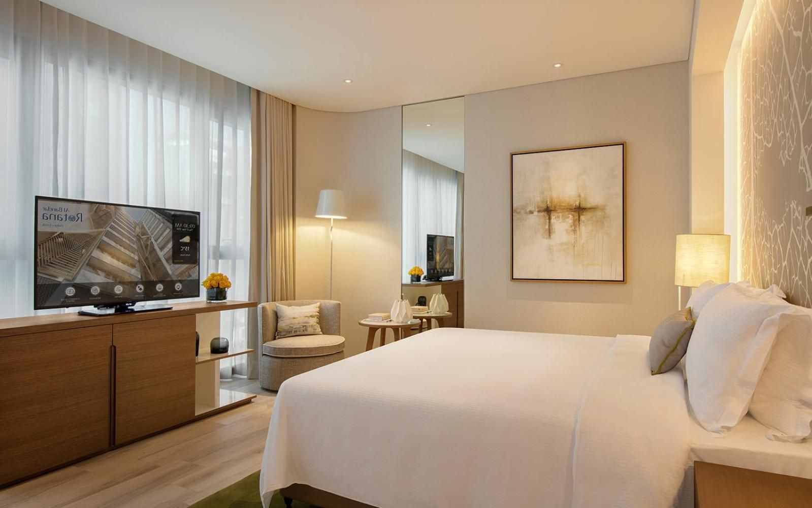 CITY VIEW ONE BEDROOM APARTMENT