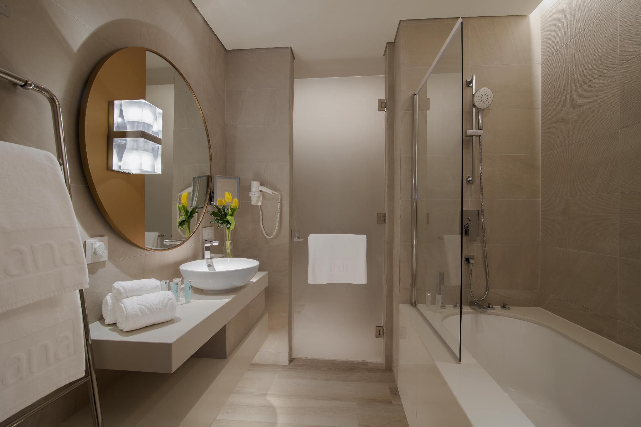 Suite with Private Pool