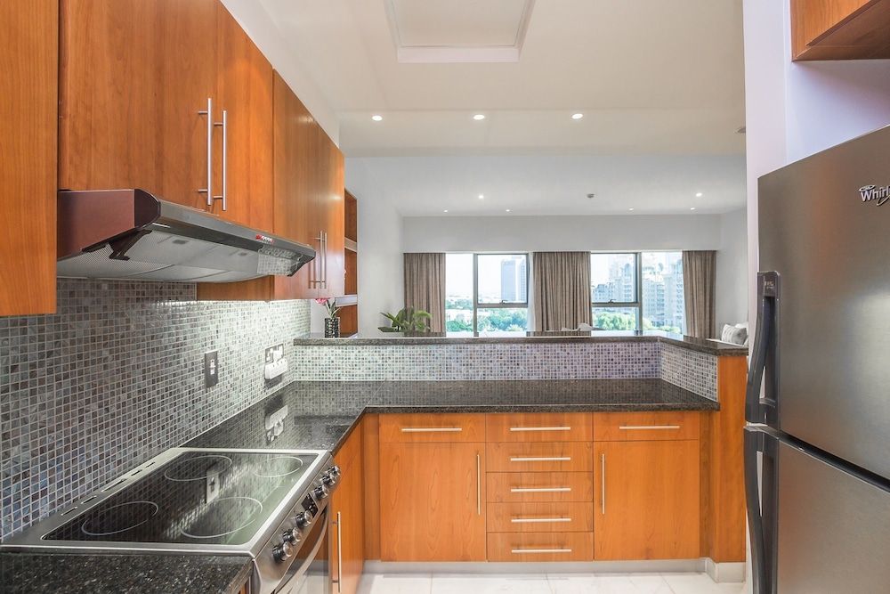 DHH - Central Park Studio (242) 16