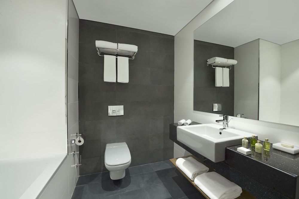 TRYP by Wyndham Dubai TRYP Room High Floor 7