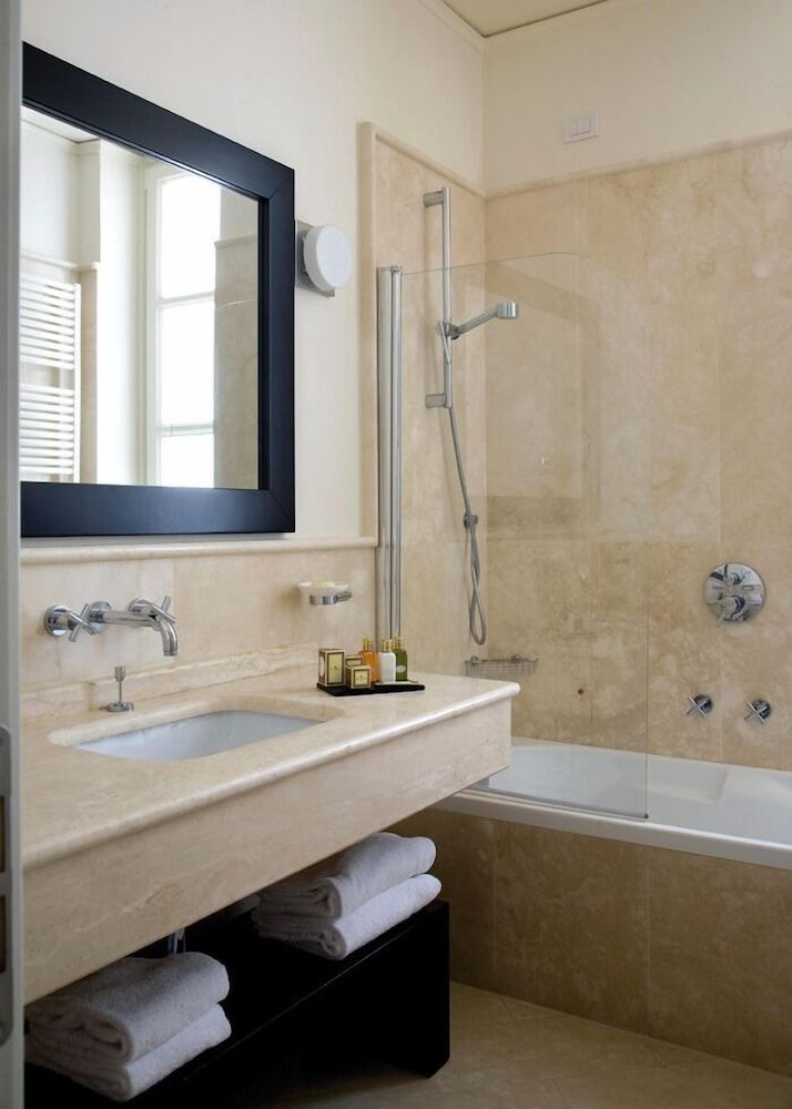 Albergo Palazzo Decumani Superior Double or Twin Room 4