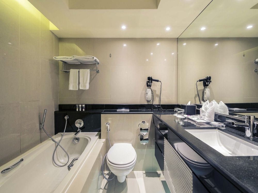 Mercure Gold Hotel Jumeirah Dubai by Accor Superior Room, 2 Twin Beds 3