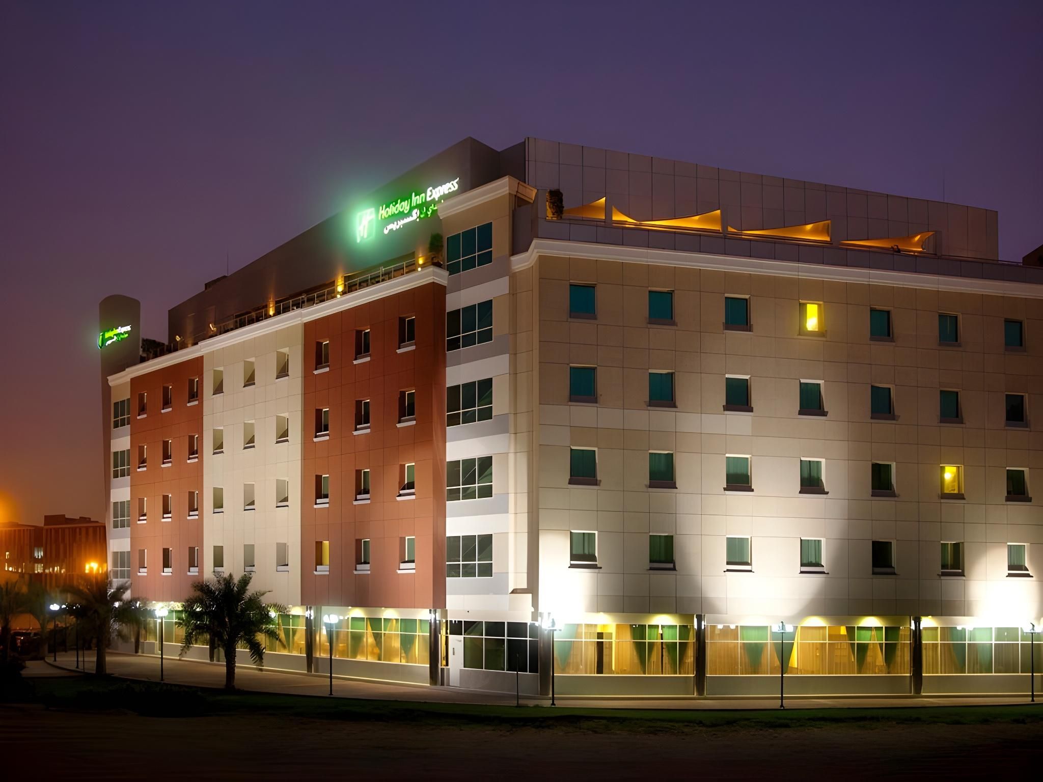 undefined Holiday Inn Express Dubai, Internet City by IHG 5