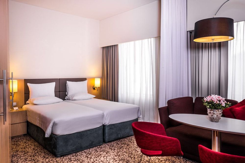 Novotel Suites Mall Avenue Dubai Suite, 2 Twin Beds 2