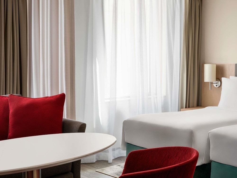 Novotel Suites Mall Avenue Dubai Suite, 2 Twin Beds 10