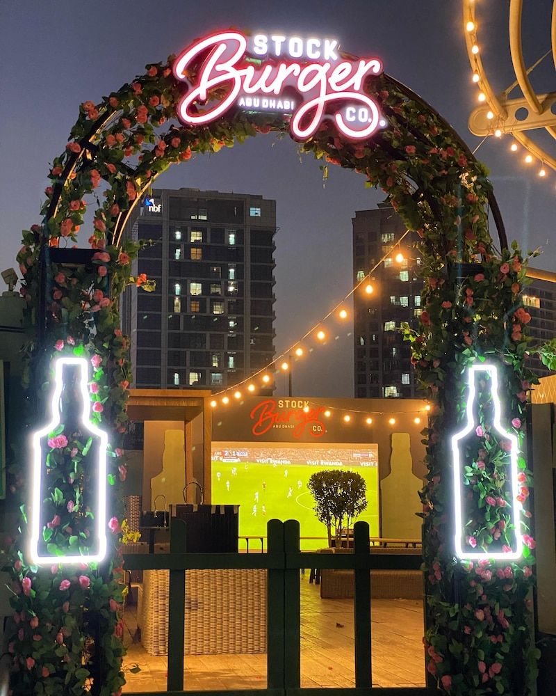 undefined Holiday Inn Abu Dhabi by IHG 4