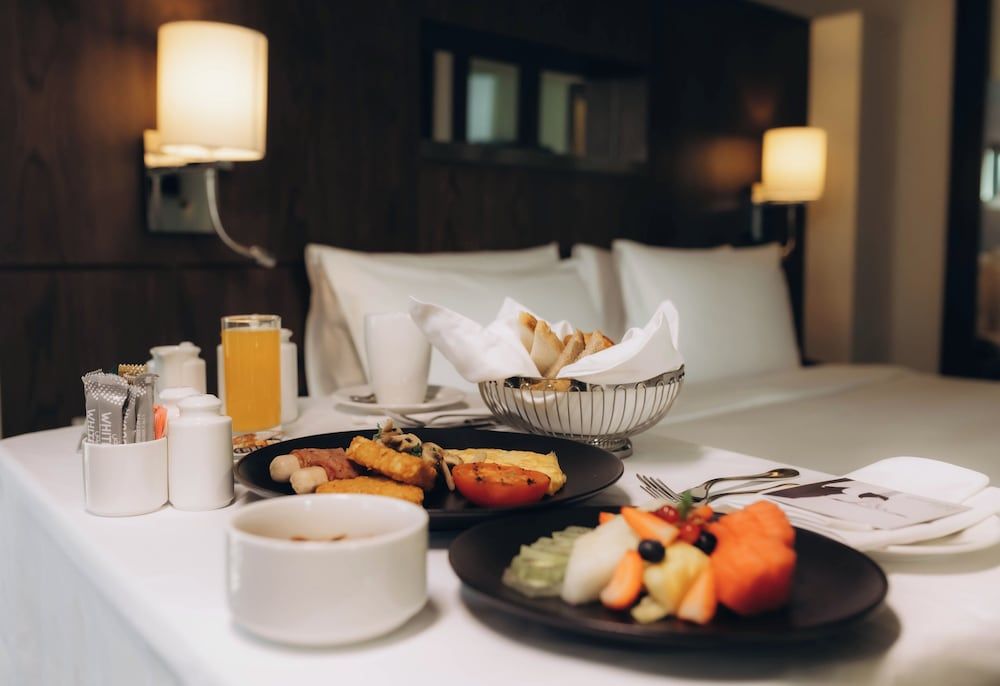 undefined Holiday Inn Abu Dhabi by IHG 8