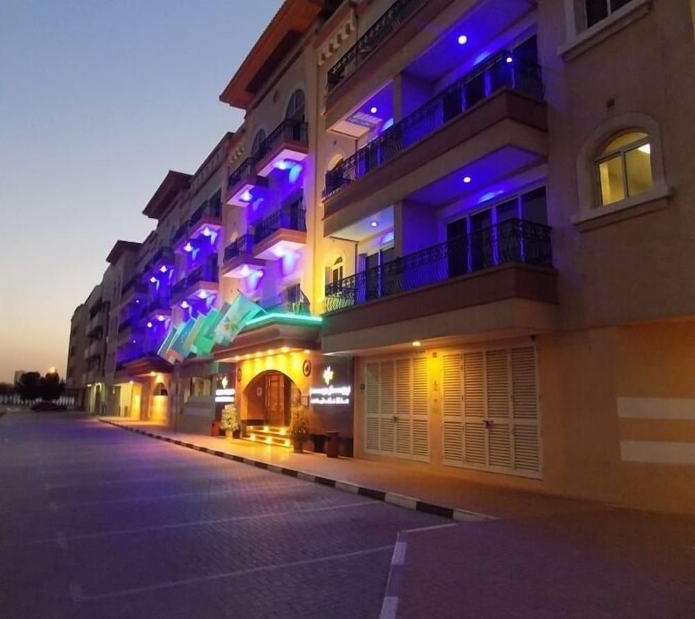 undefined Arabian Dreams Deluxe Hotel Apartments 5