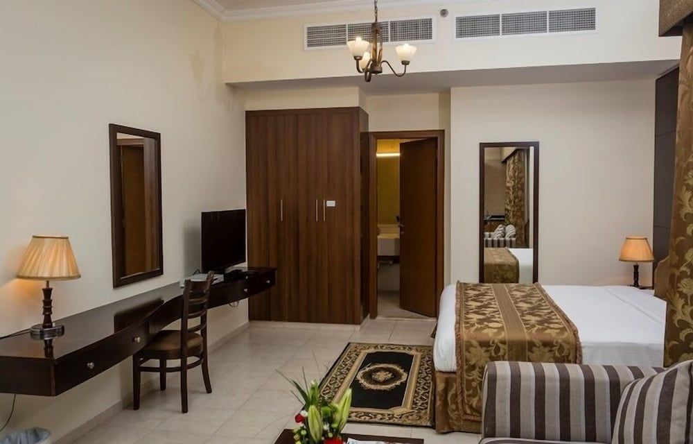undefined Arabian Dreams Deluxe Hotel Apartments 6