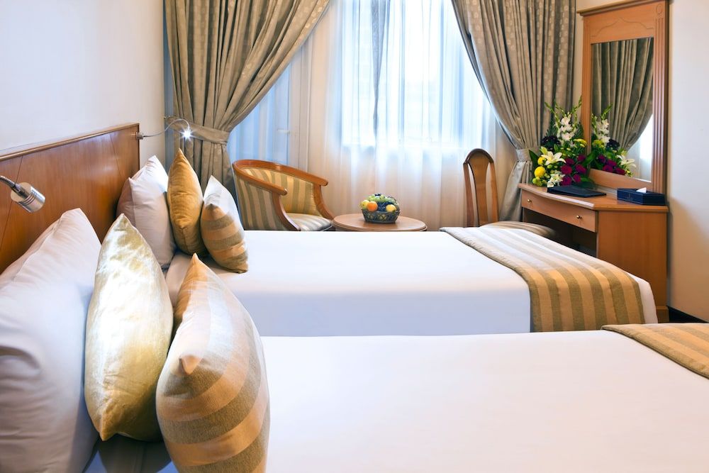 undefined Landmark Plaza Hotel 9