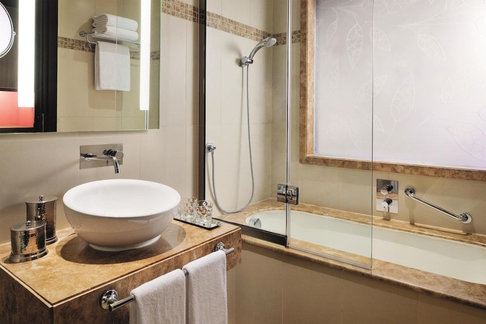 Superior Room (AVANI)