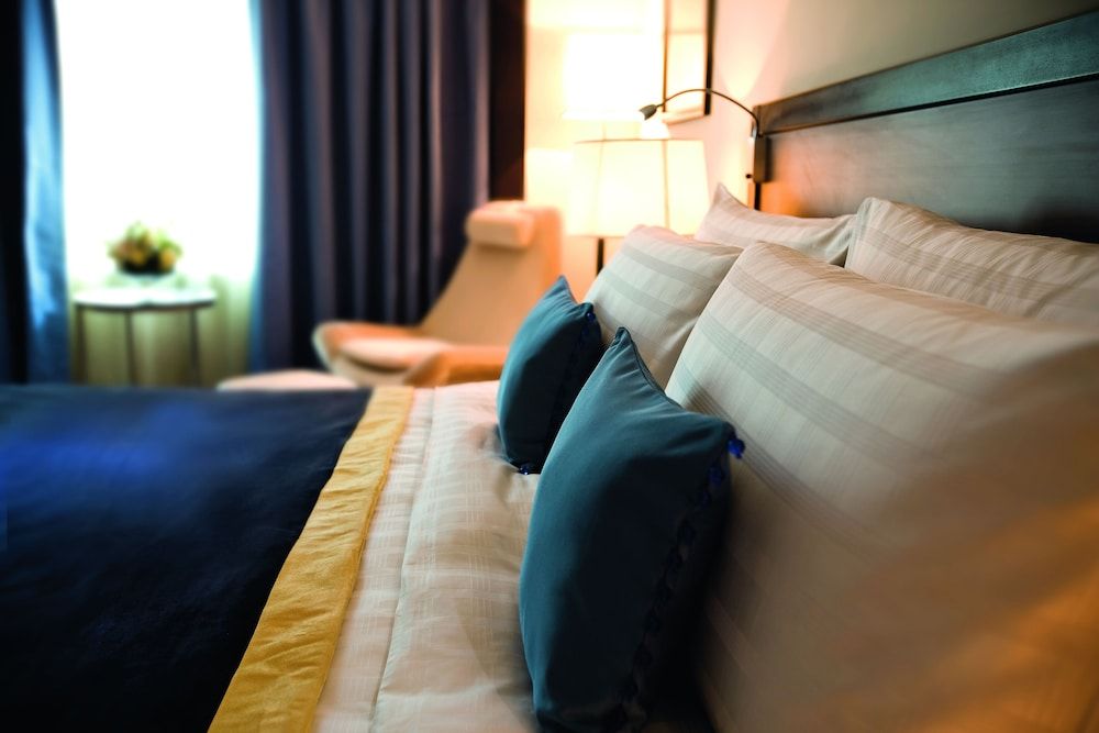 Executive Room (AVANI)