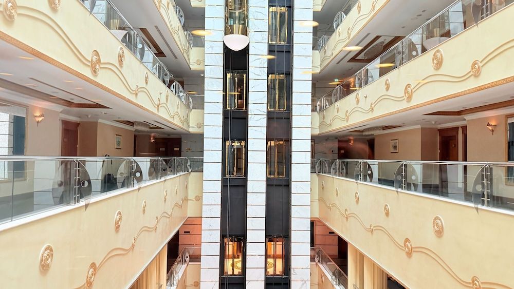 undefined Sunday Hotel Al Barsha Dubai Mall of the Emirates 5
