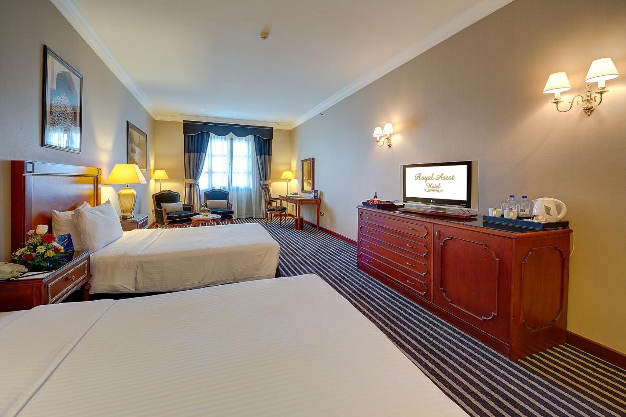 undefined Royal Ascot Hotel 10