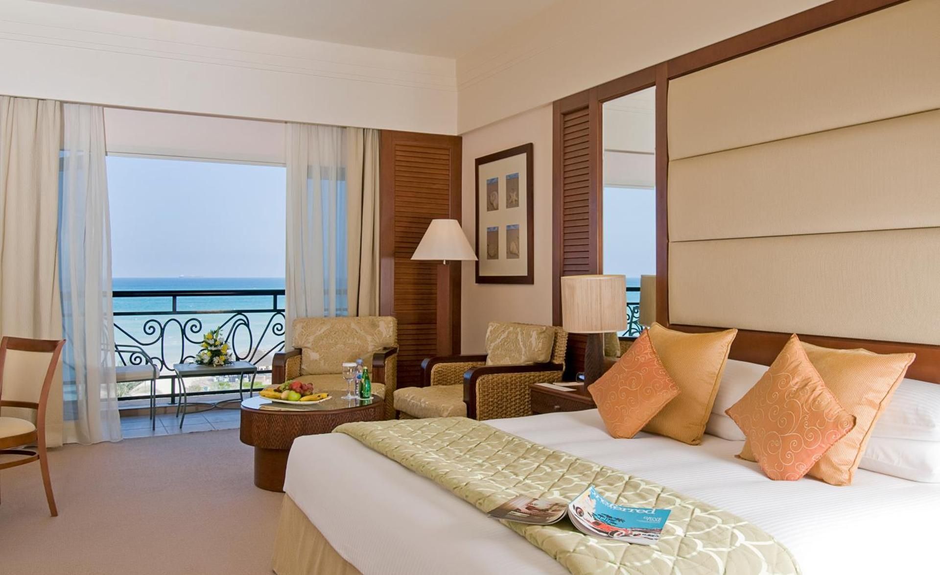 Deluxe Grand Room