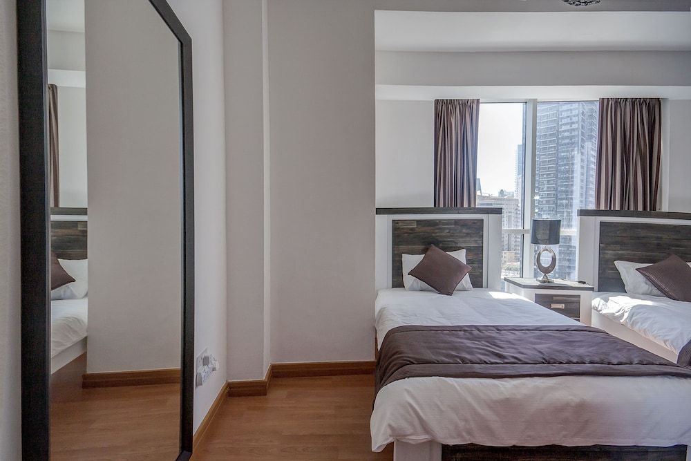 undefined The Waves by Deluxe Holiday Homes 7