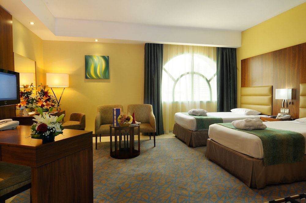 undefined Howard Johnson by Wyndham Abu Dhabi