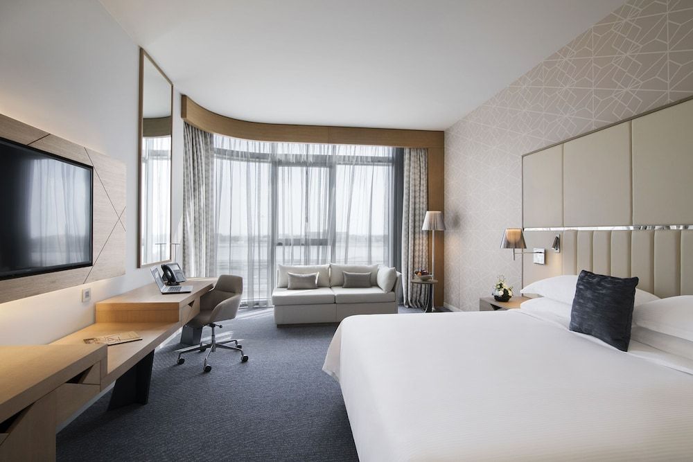undefined Pearl Rotana Capital Centre 4