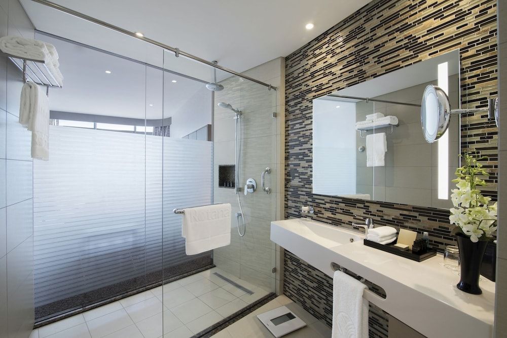 undefined Pearl Rotana Capital Centre 5