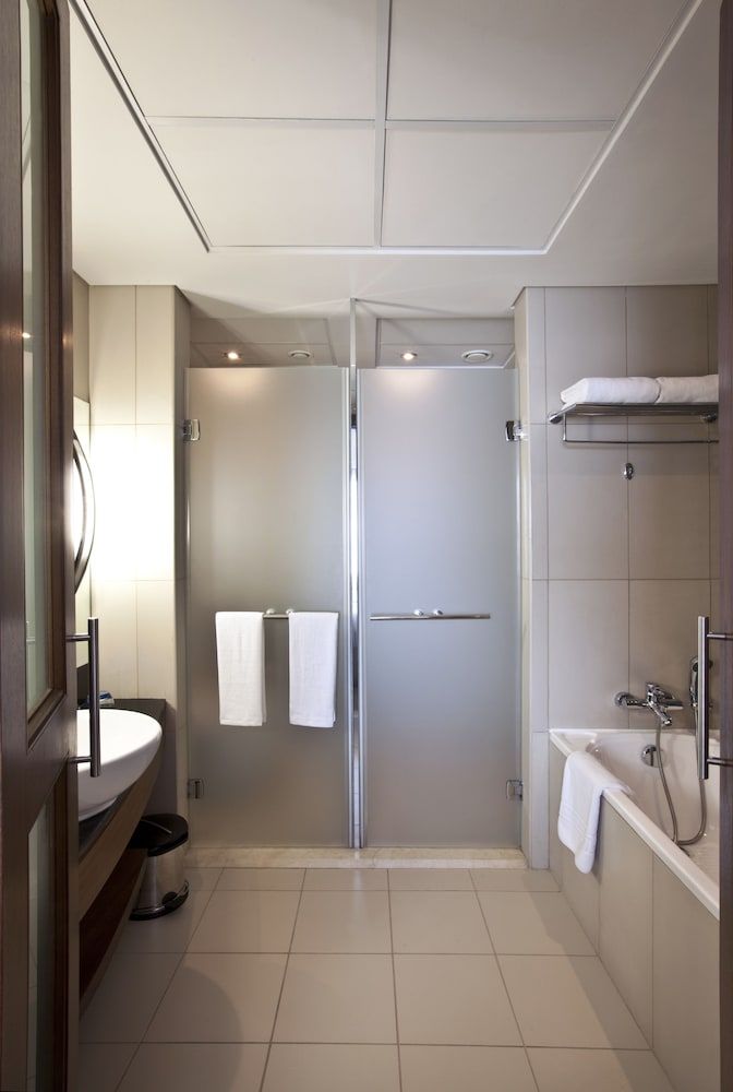 Novotel Deira Creekside Dubai Superior Double Room, 1 Double Bed with Sofa bed 6