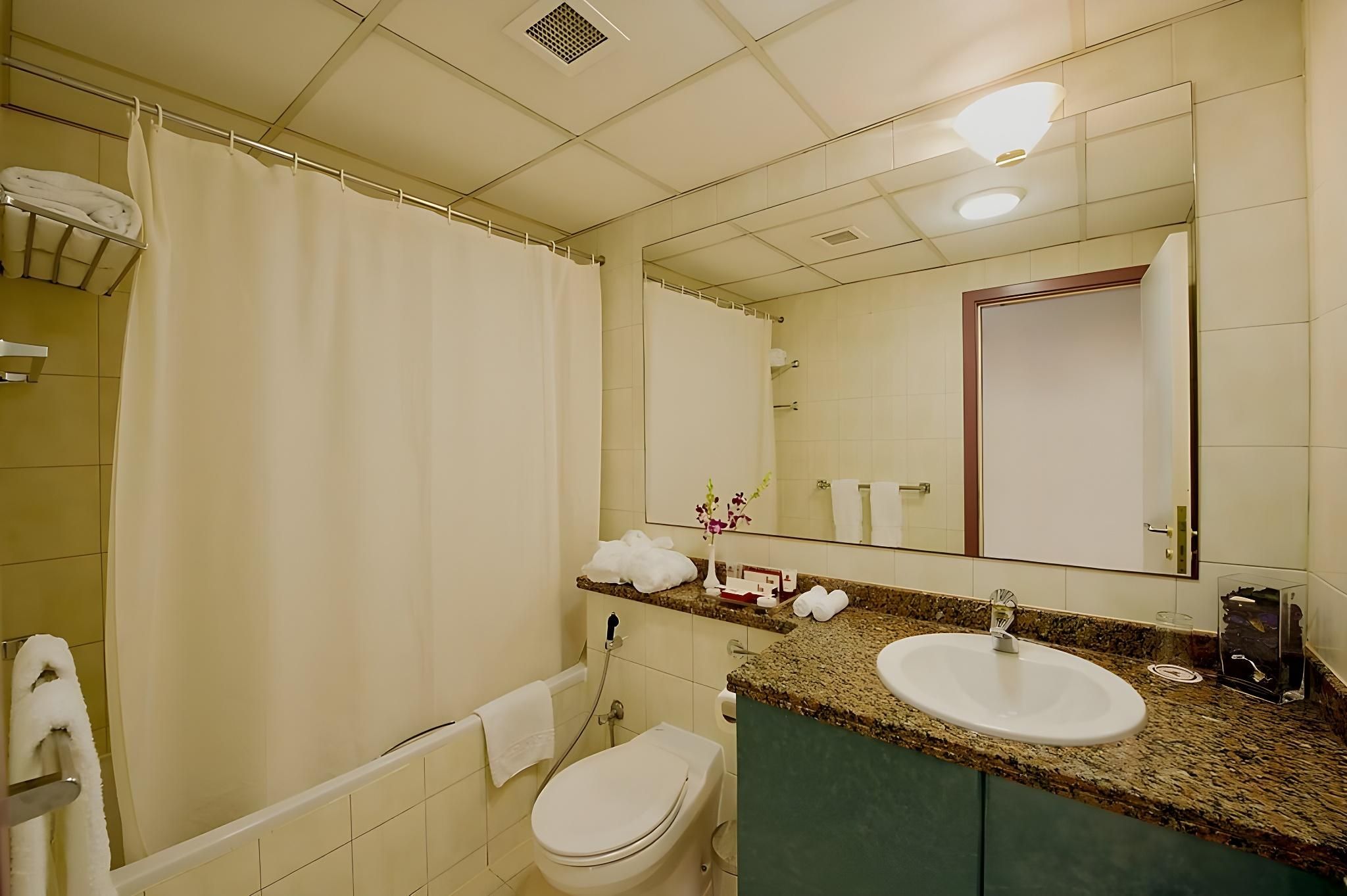undefined Al Bustan Centre & Residence 7